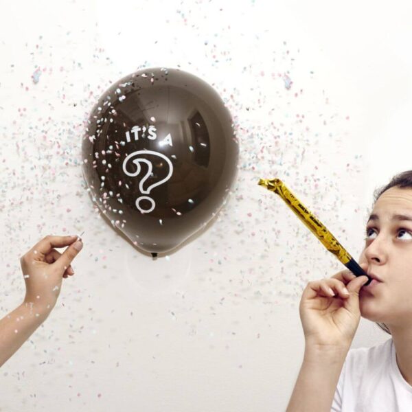 gender-reveal-balloons gender-reveal-balloons