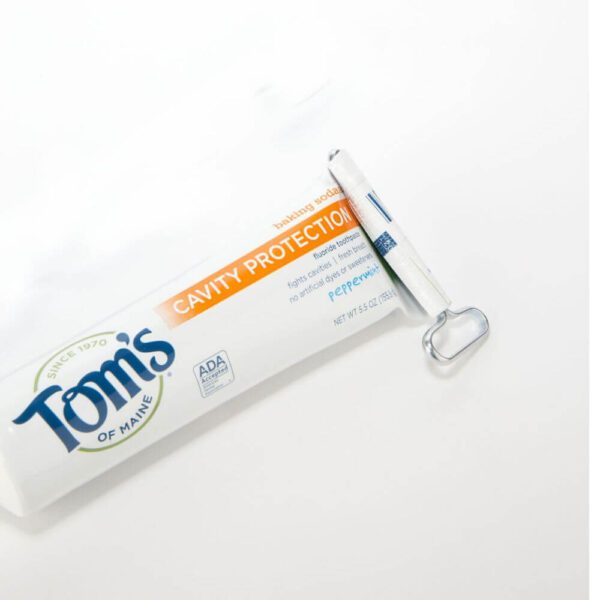 toothpast-tube-squeezer toothpast-tube-squeezer