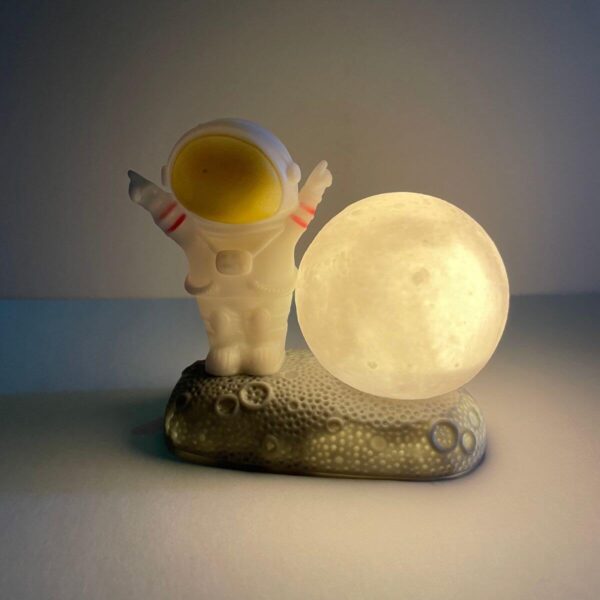 space-man-night-light-gold-on space-man-night-light-gold-on