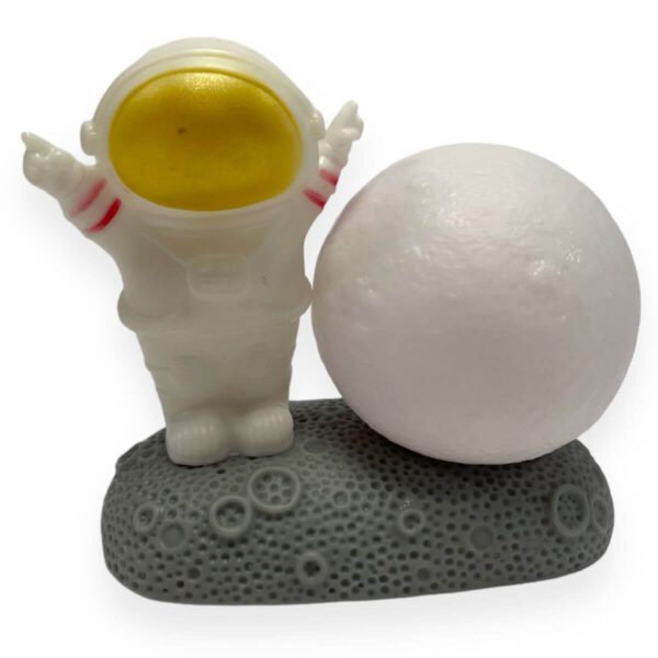 spaceman-moon-night-light-gold spaceman-moon-night-light-gold